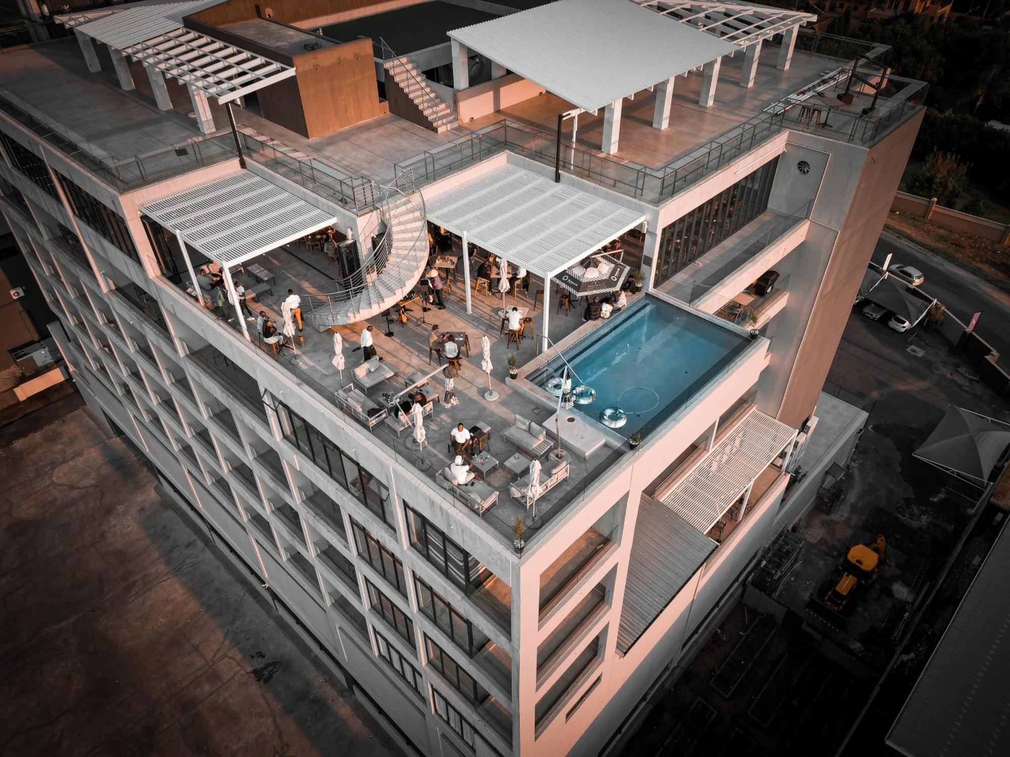 Blueberry Hill Hotel Roodepoort Exteriör bild